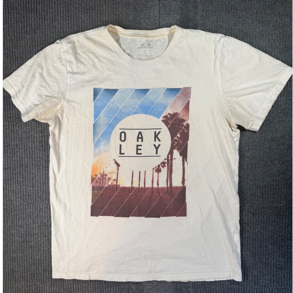 Oakley Mens Graphic T-Shirt Large Cream Beach Palm Tree Sunset Logo Tee